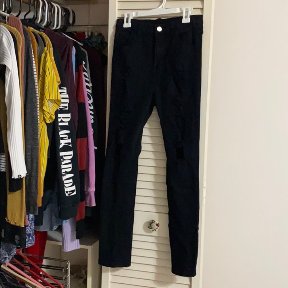 High waisted distressed skinny jeans